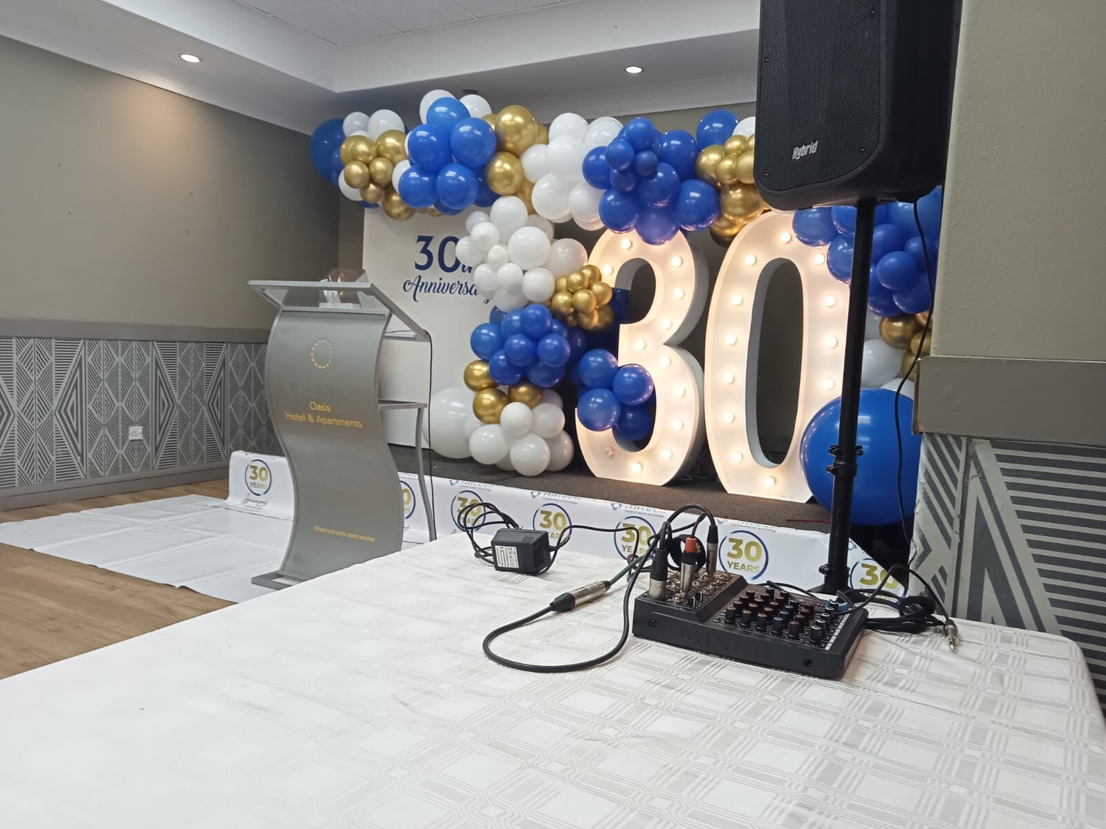 Projector & Screen Hire in Harare